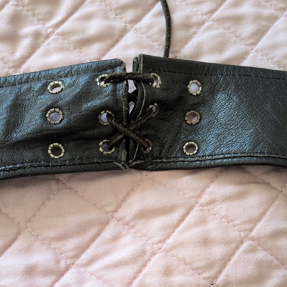 Black Leather Chaps with Zipper Details - Picture 3 of 5